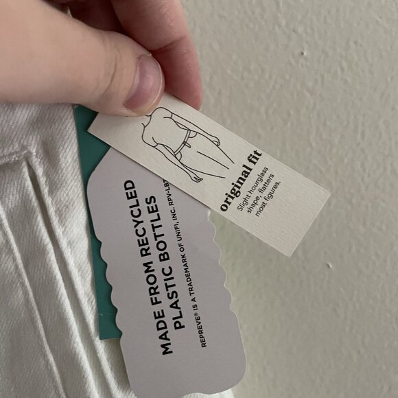 M Jeans By Maurices Women 14 White Denim Casual High Rise 5in A-Line Short NWT - Picture 7 of 13